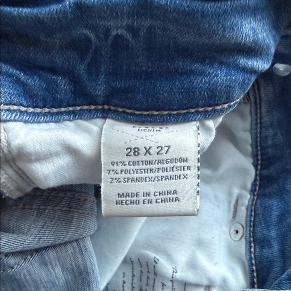 Light Wash Distressed Women's Jeans BKE PARKER - Picture 5 of 10